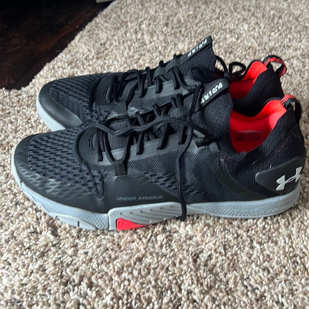 Mens Under Armour Tribase Reign